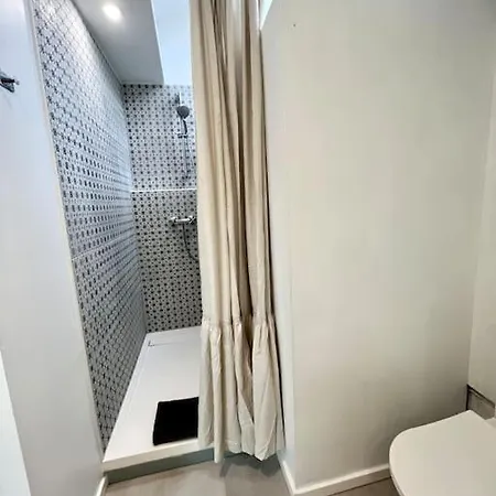 Studio Jade : Charmant Logement Place Clemenceau Apartment Pau