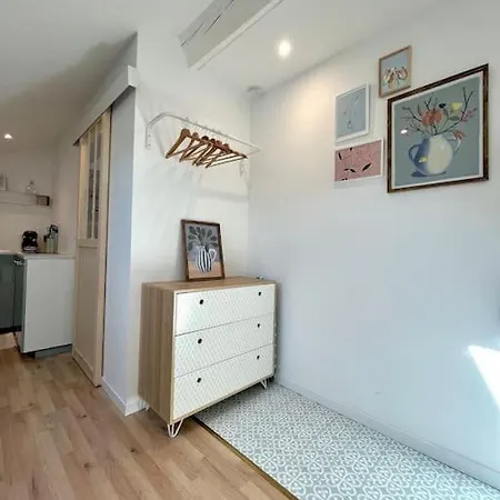 Studio Jade : Charmant Logement Place Clemenceau Apartment Pau