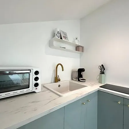 Studio Jade : Charmant Logement Place Clemenceau * Pau